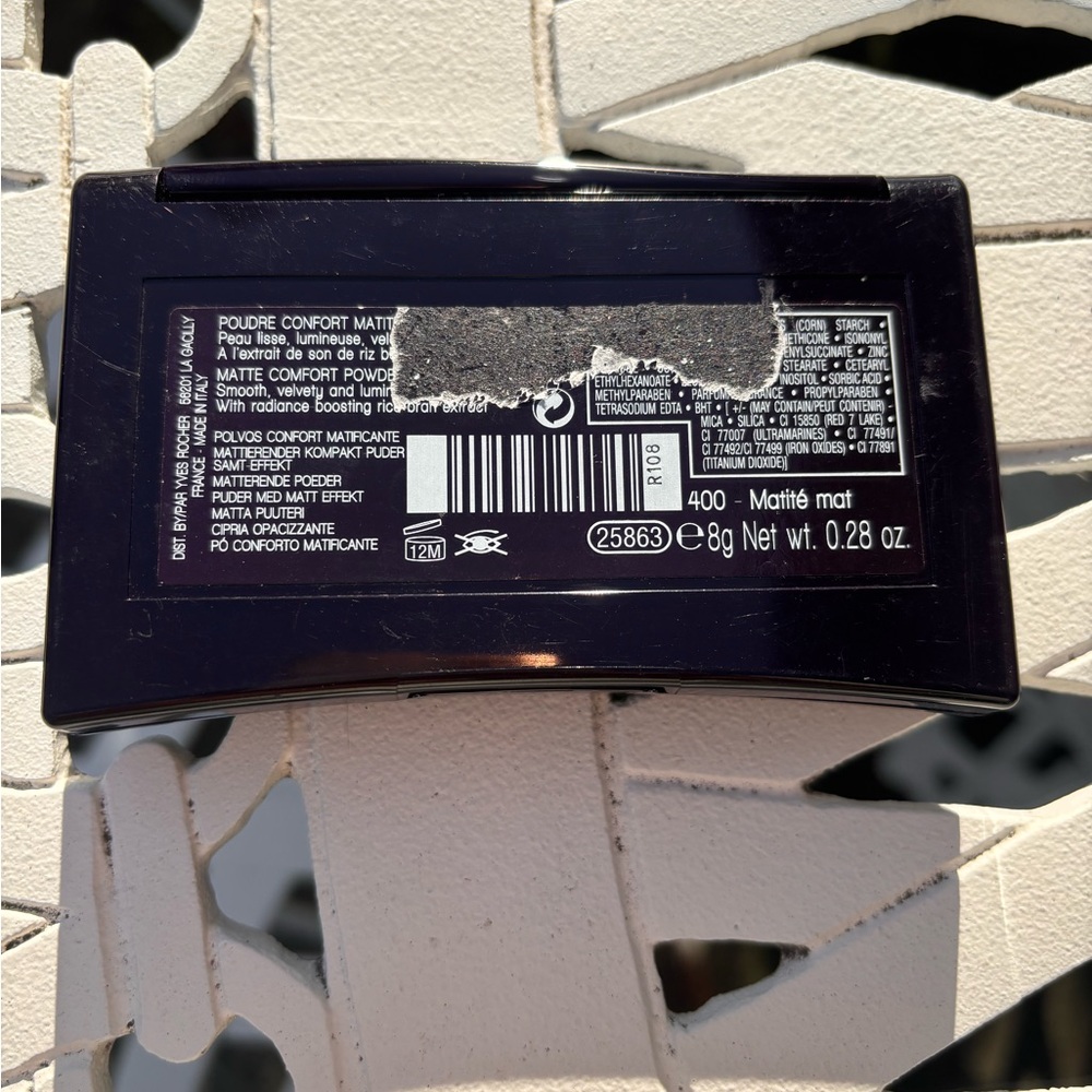 Yves Rocher Matte Compact Powder 400 - Matité mat - Picture 2 of 7